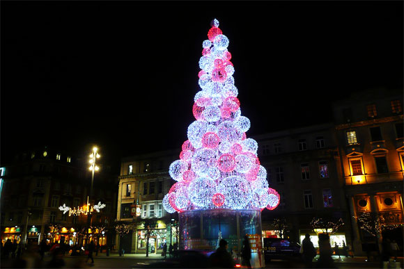 oconnell-street-christmas-tree.jpg